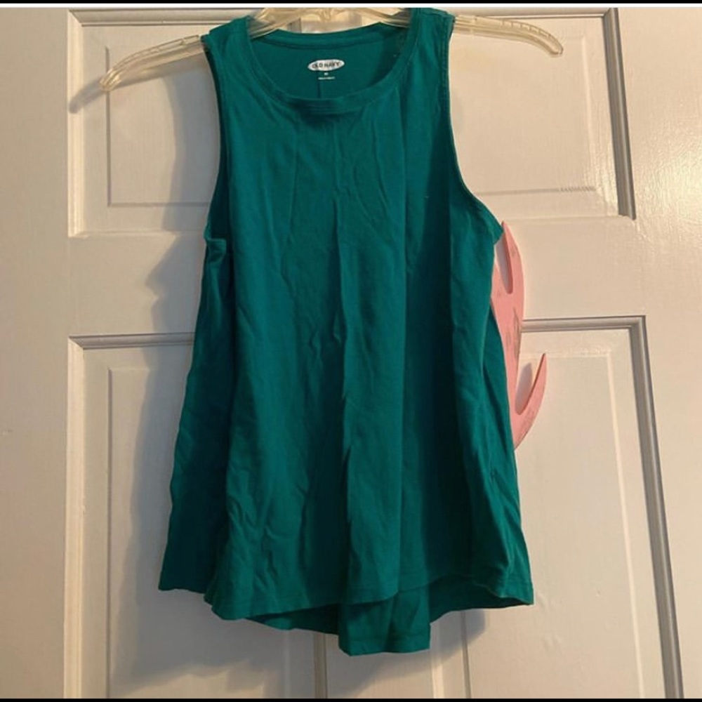 Old Navy Tank⭐️